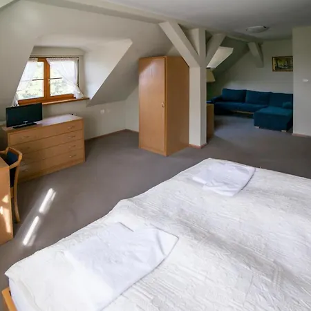 Mysliwski Frühstückspension Cedynia